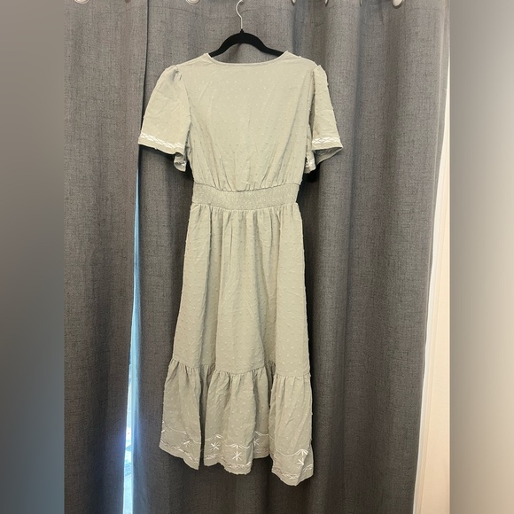 Simplee Women's Casual Floral Chiffon Midi Dress V Neck Empire Waist - Picture 8 of 9